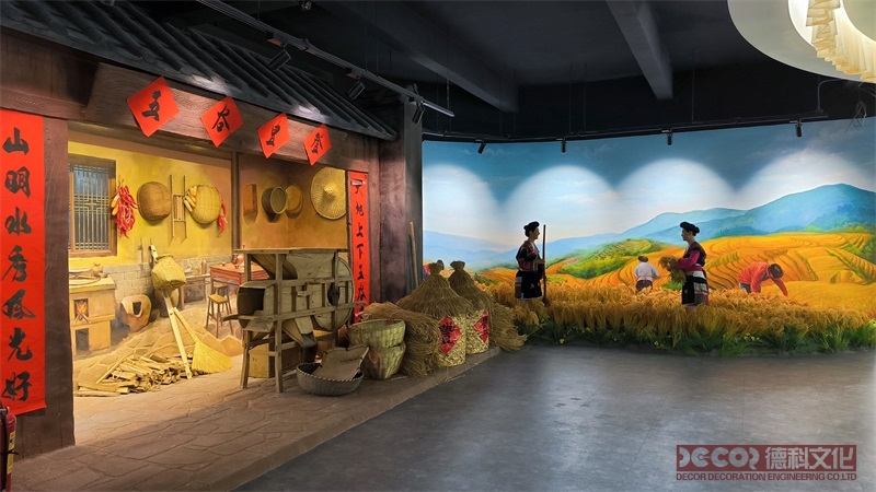 VR展館設(shè)計(jì)中如何展示科學(xué)與技術(shù)的創(chuàng)新成果？